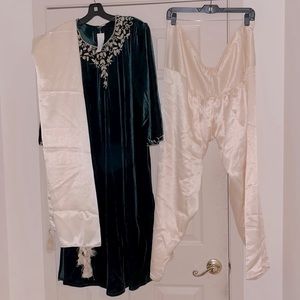 Dayal’s Bollywood New Emerald Velvet Tunic, Drawstring Harem Pants & Scarf Sz 16